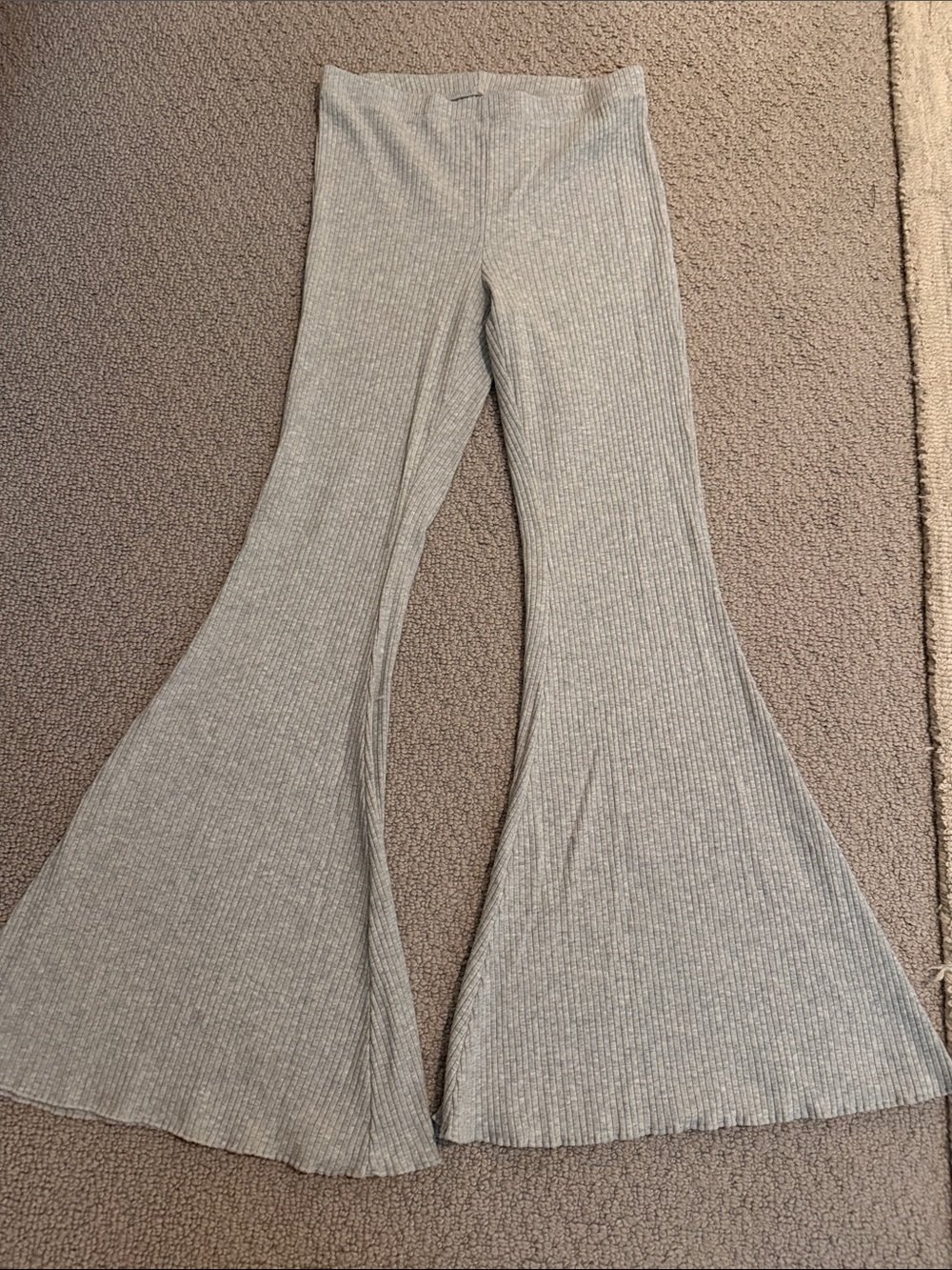 aerie Light Gray Ribbed Flare Pants